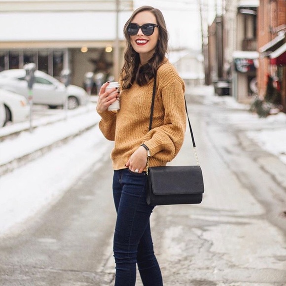 H&M Sweaters - H&M Gold Chunky Knit Sweater